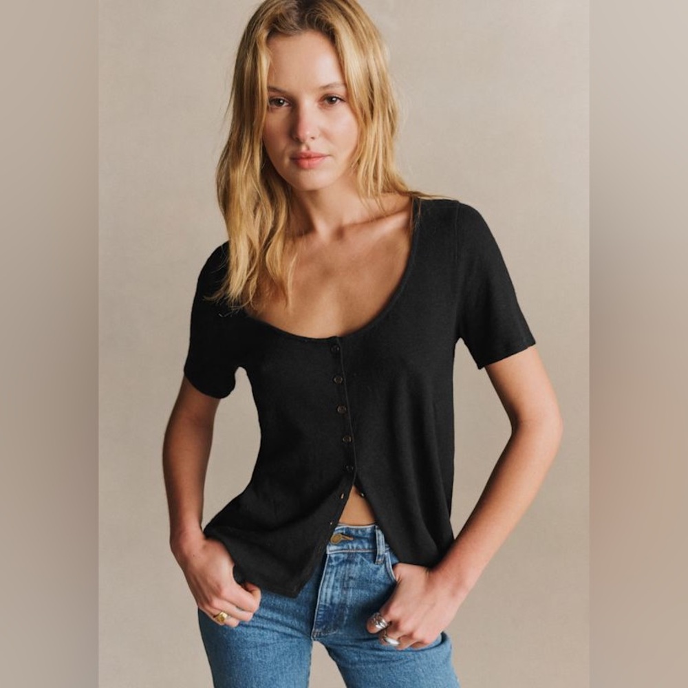 Sezane Black Short Sleeve Scoop Neck Button Front Tee